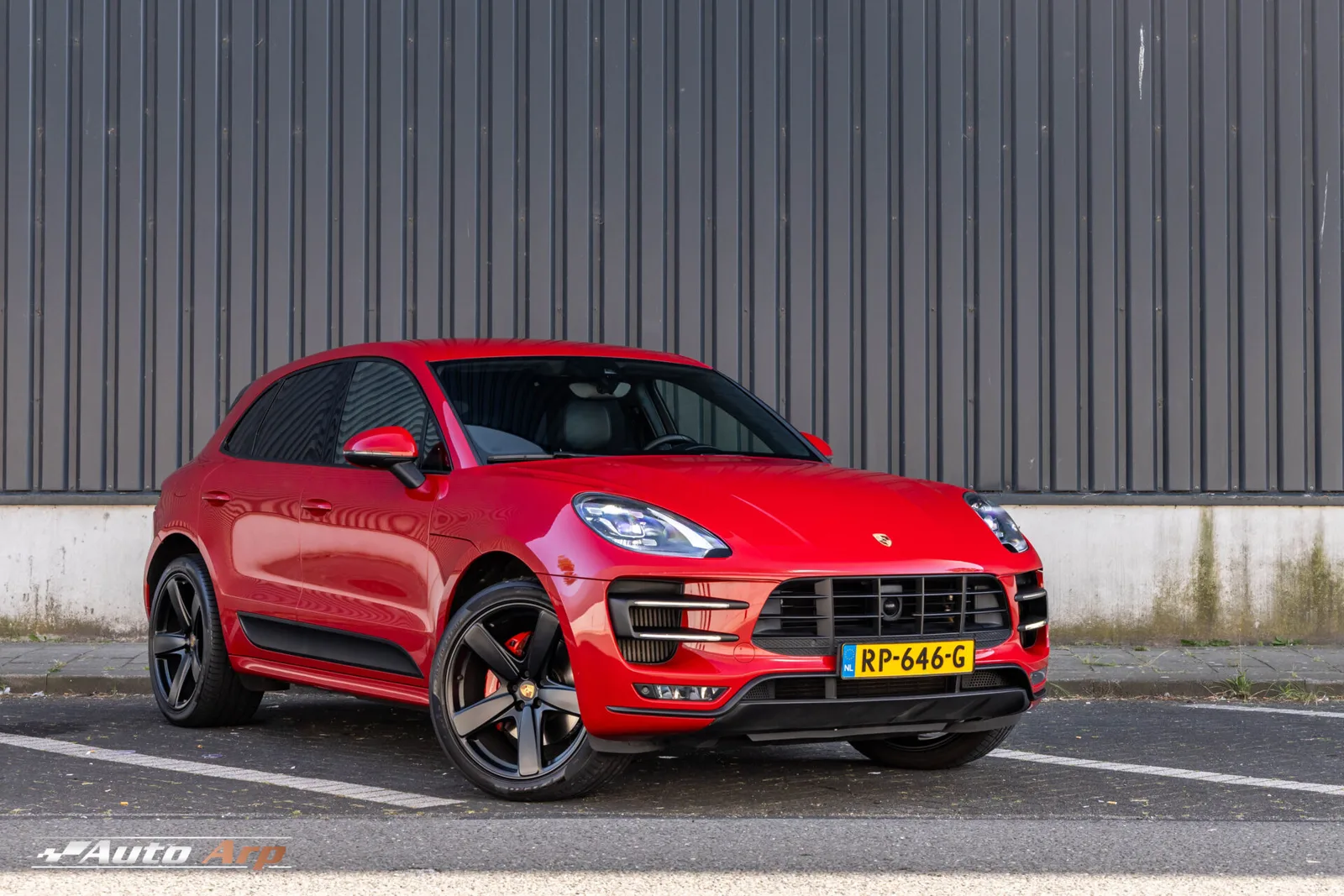 Porsche Macan (2018) — foto 1