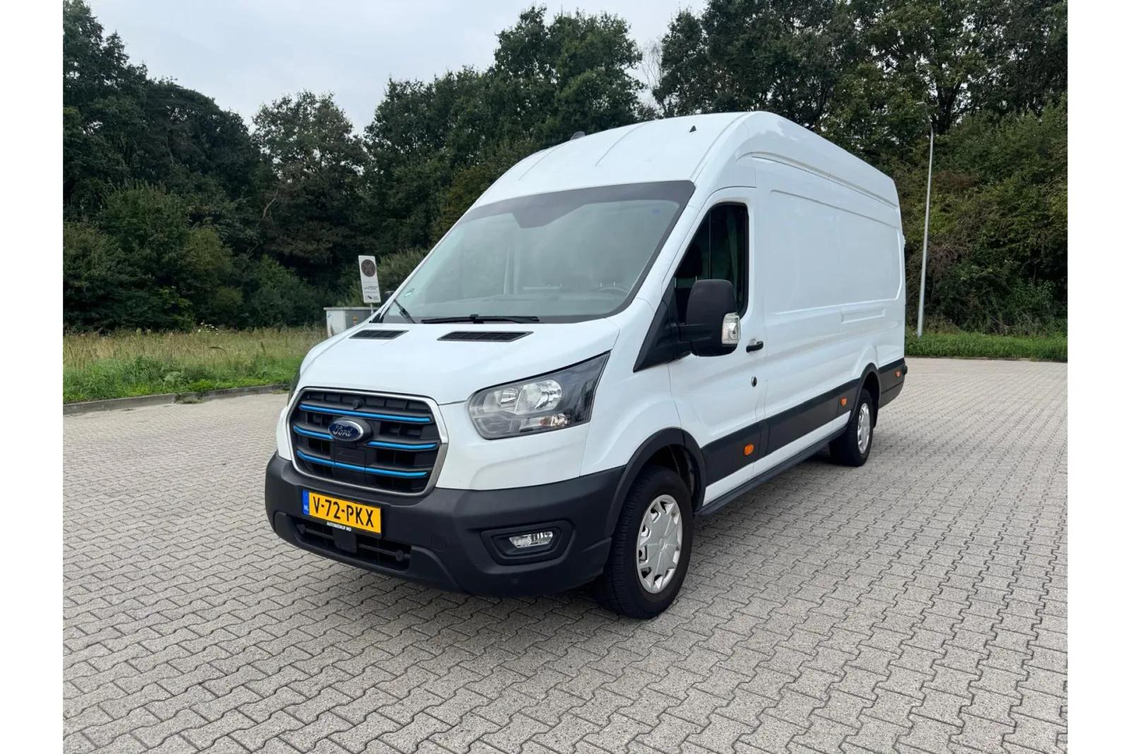 Ford E-Transit (2023) — foto 1