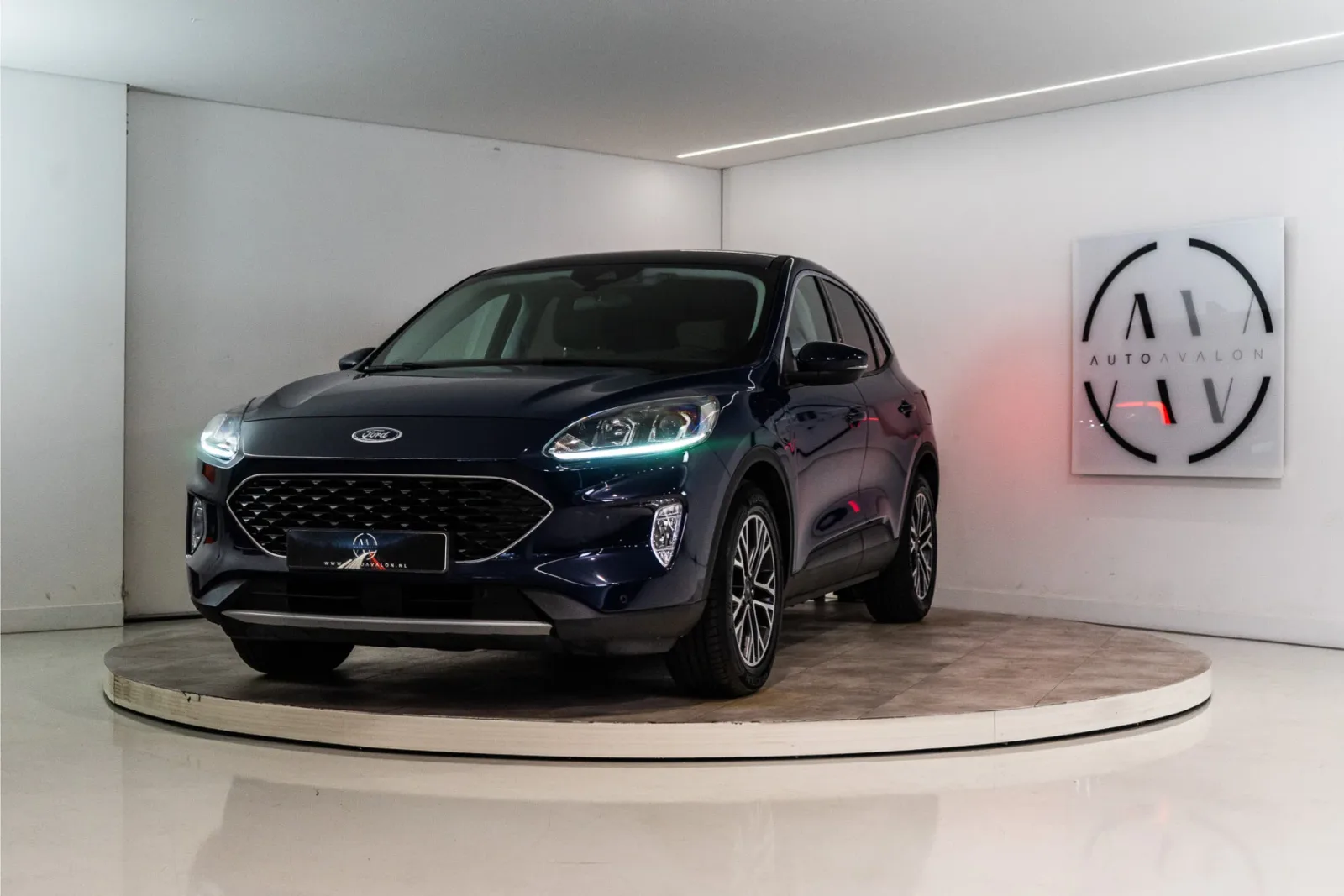 Ford Kuga (2020) — foto 1