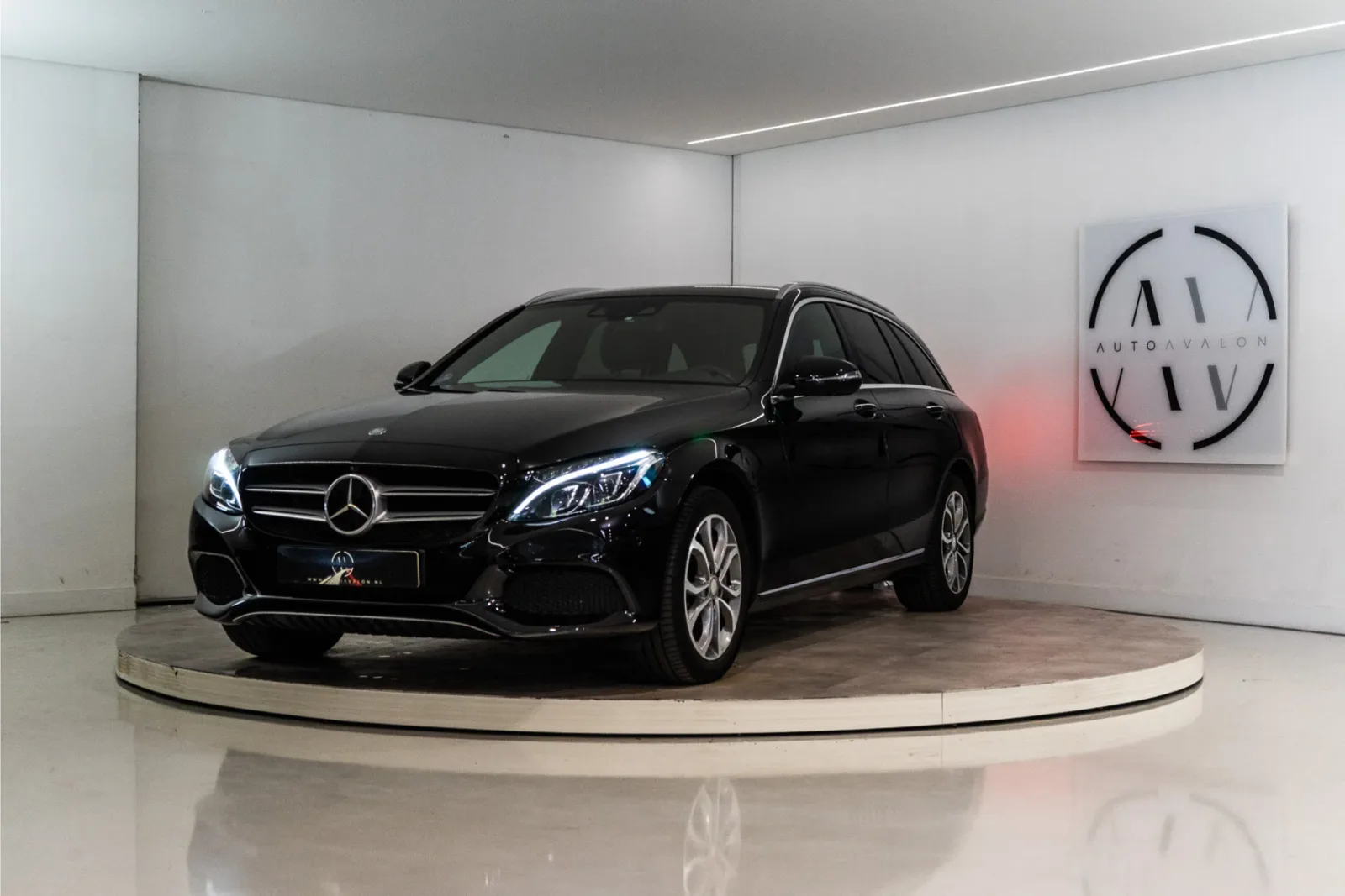 Mercedes-Benz C-Klasse (2015) — foto 1