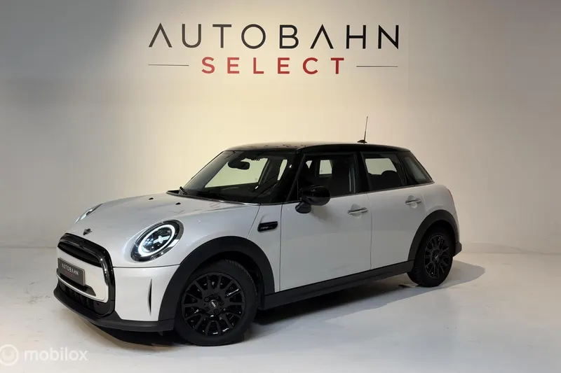 MINI Cooper (2023)