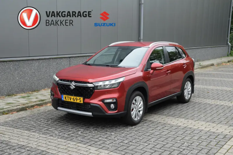 Suzuki S-Cross (2024)