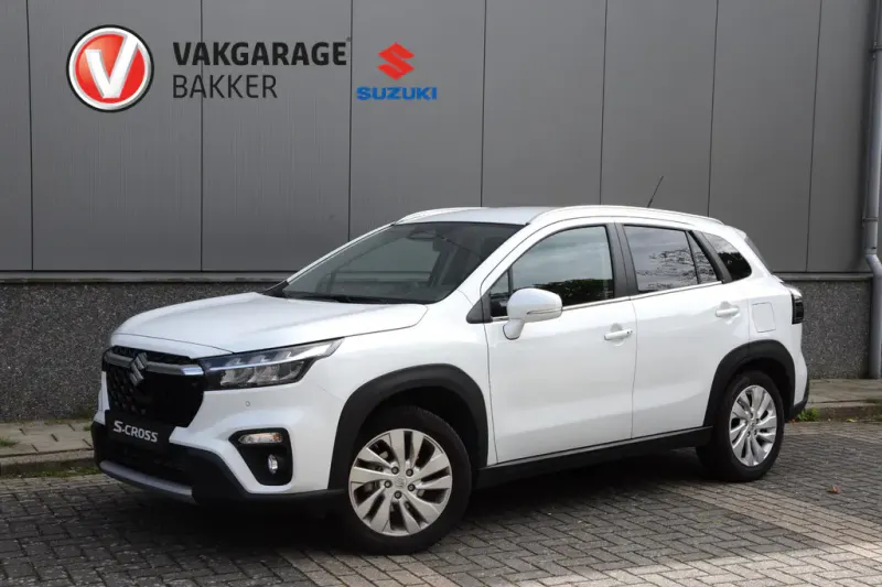 Suzuki S-Cross (2025)