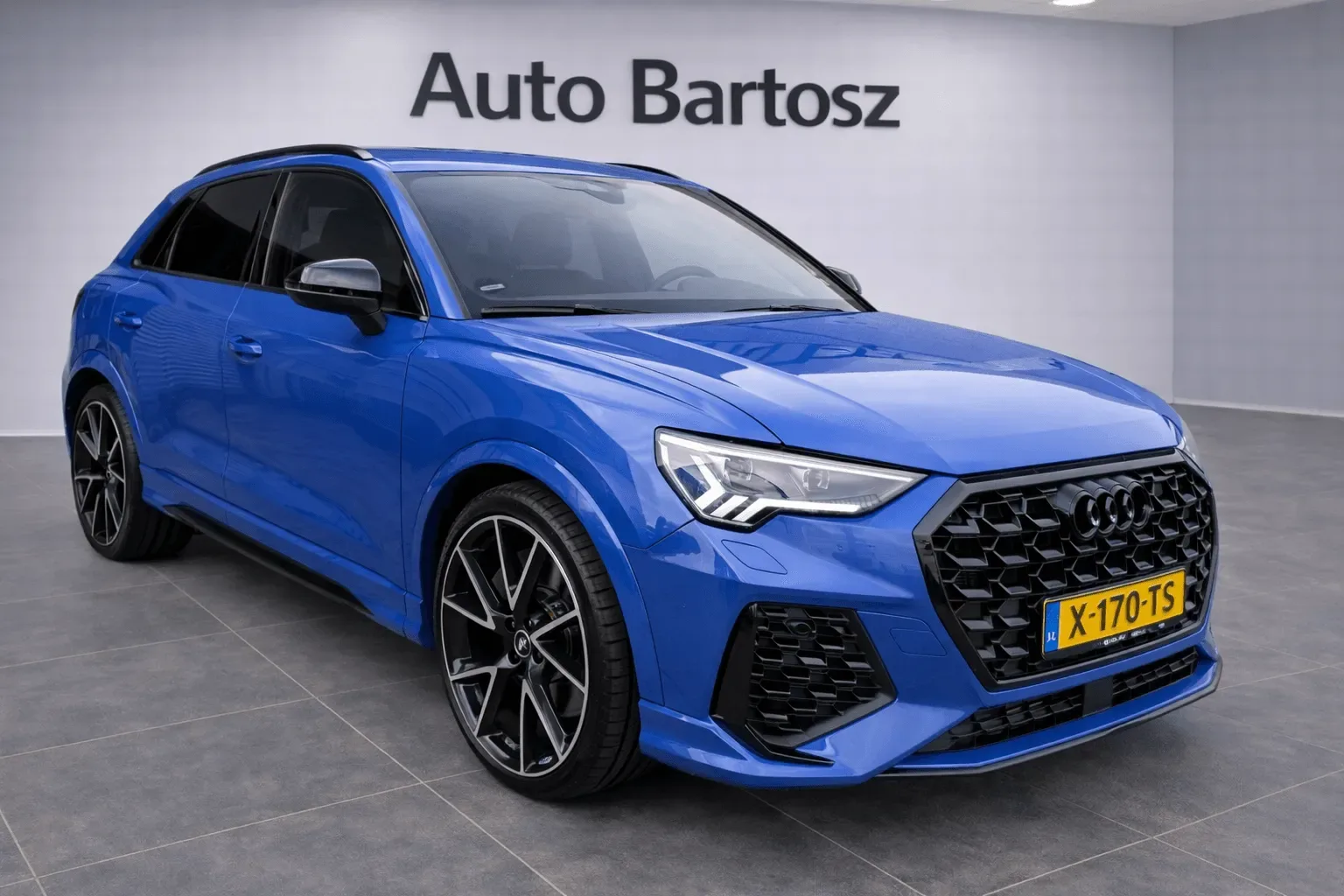 Audi Q3 (2020) — foto 1