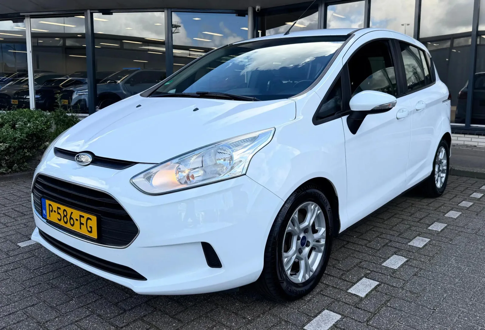 Ford B-Max (2013) — foto 1