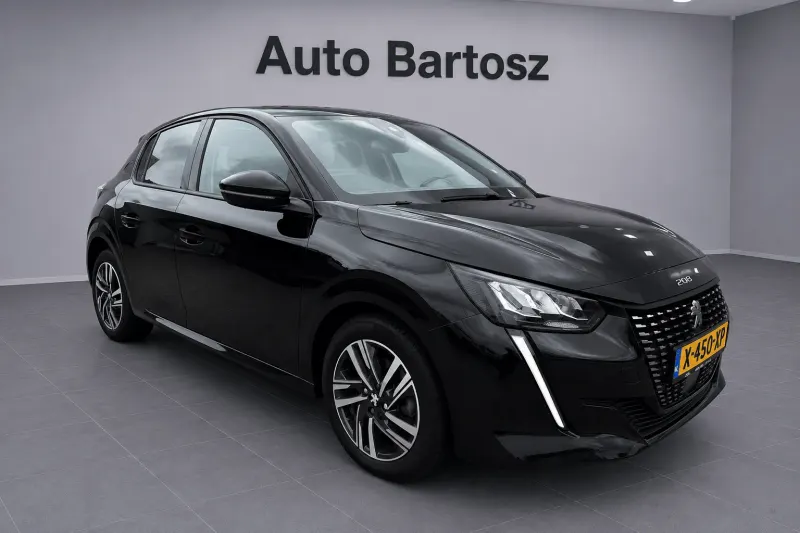 Peugeot 208 (2023)