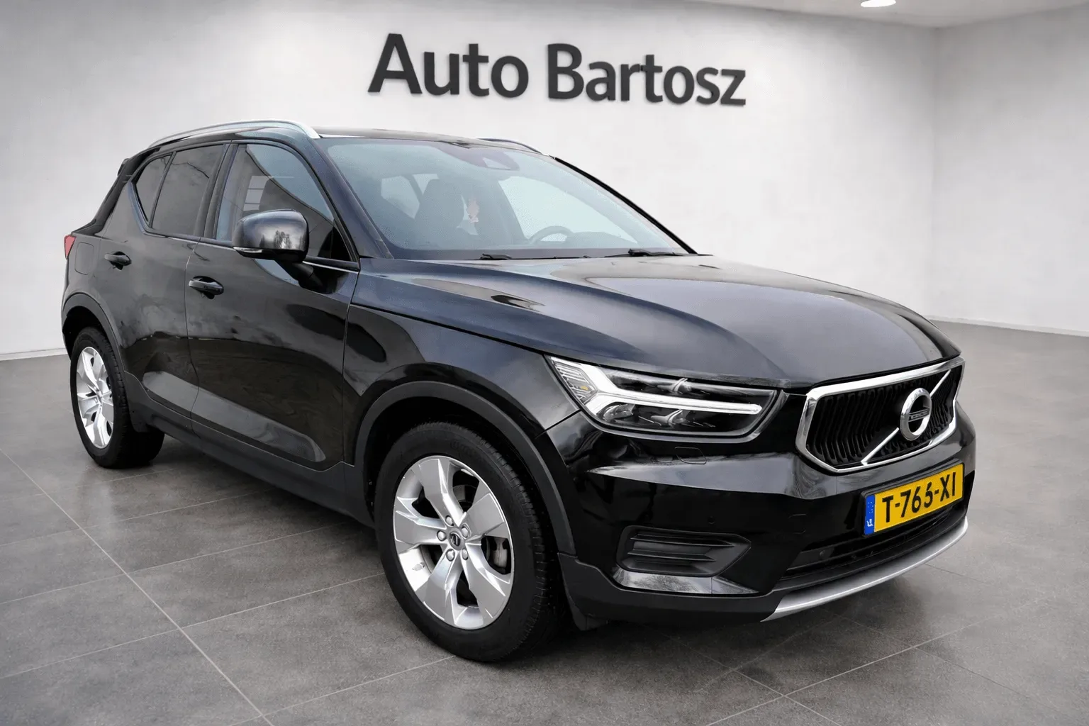 Volvo XC40 (2020) — foto 1