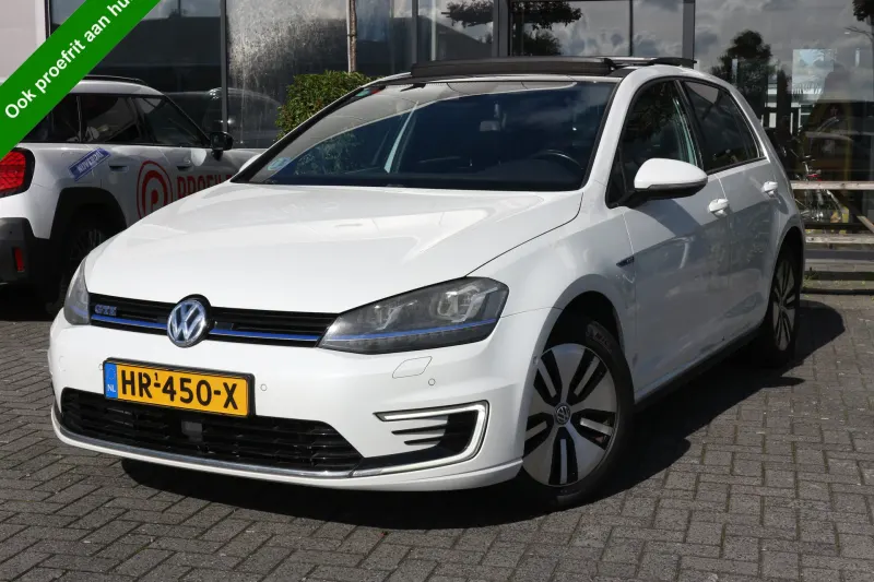 Volkswagen Golf (2015)