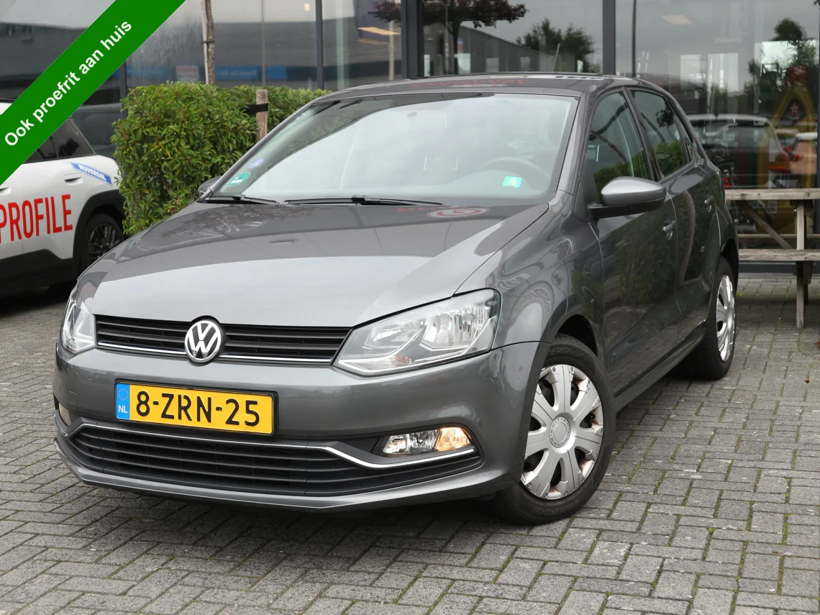 Volkswagen Polo (2015) — foto 1