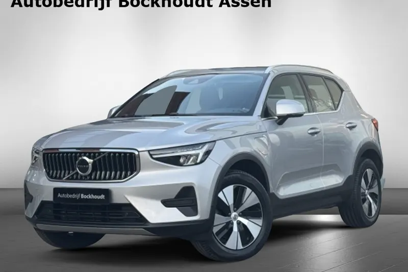 Volvo XC40 (2023)