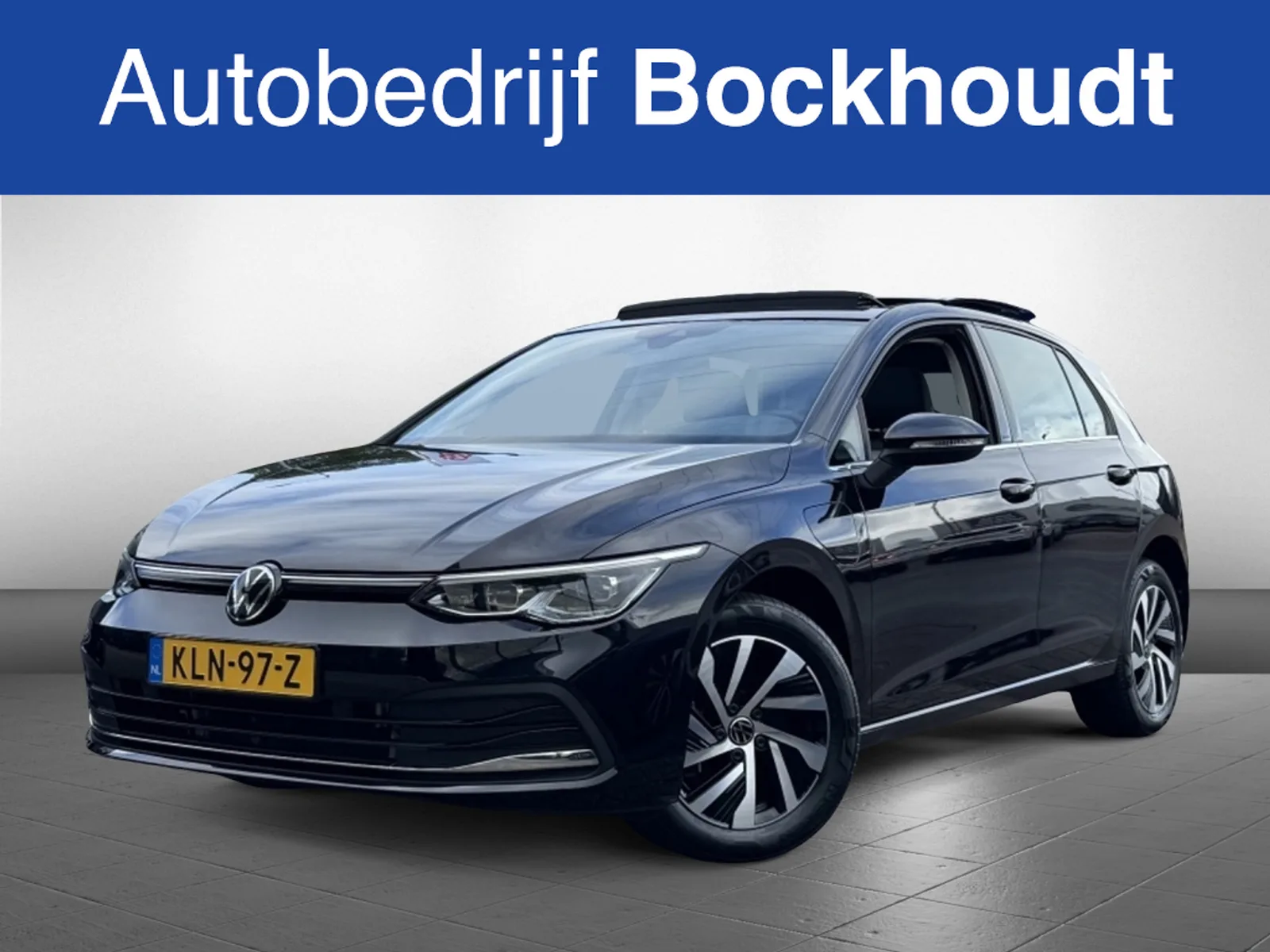 Volkswagen Golf (2022) — foto 1