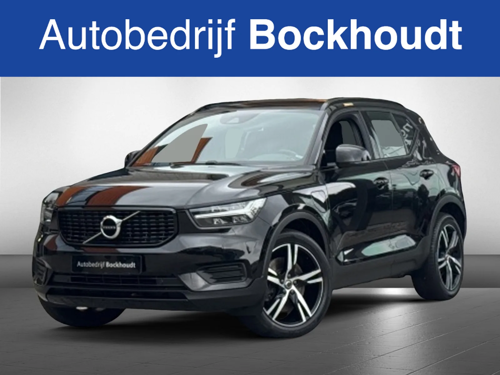Volvo XC40 (2020) — foto 1