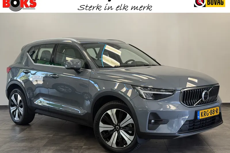 Volvo XC40 (2022)