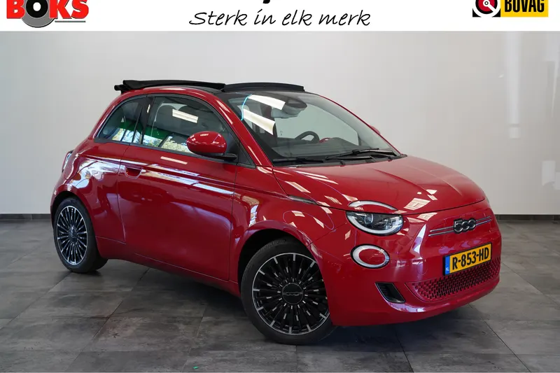 Fiat 500C (2022)