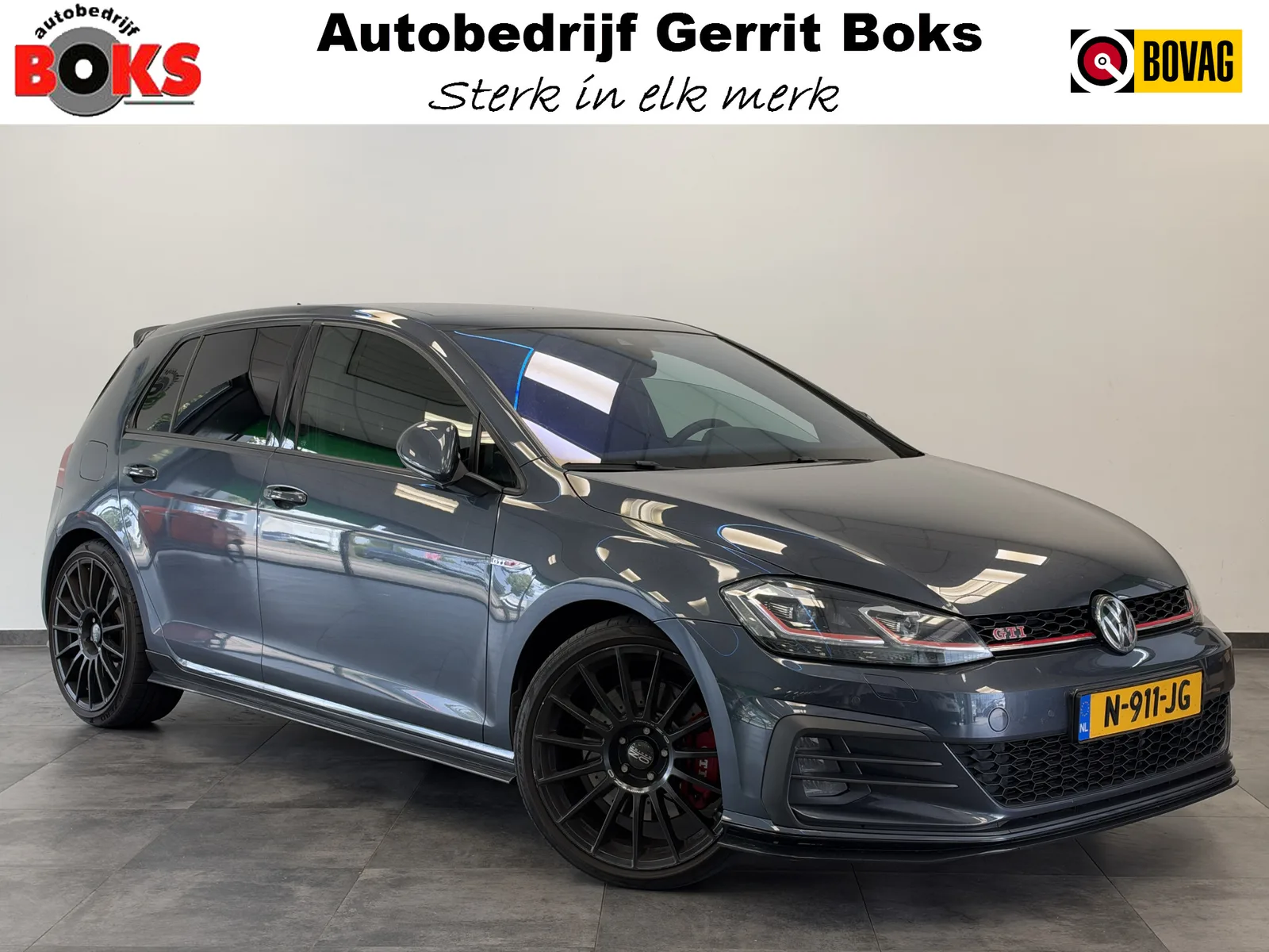 Volkswagen Golf (2018) — foto 1