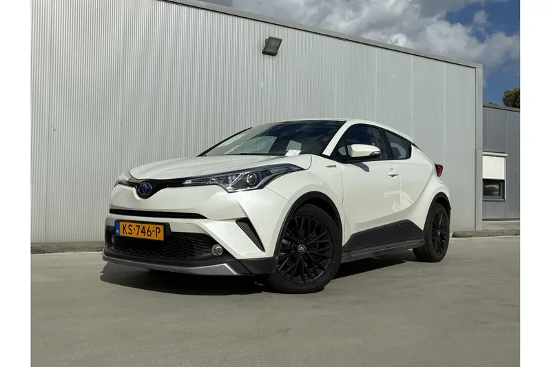 Toyota C-HR (2016)