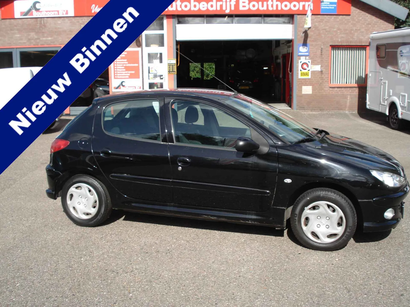 Peugeot 206 (2008) — foto 1