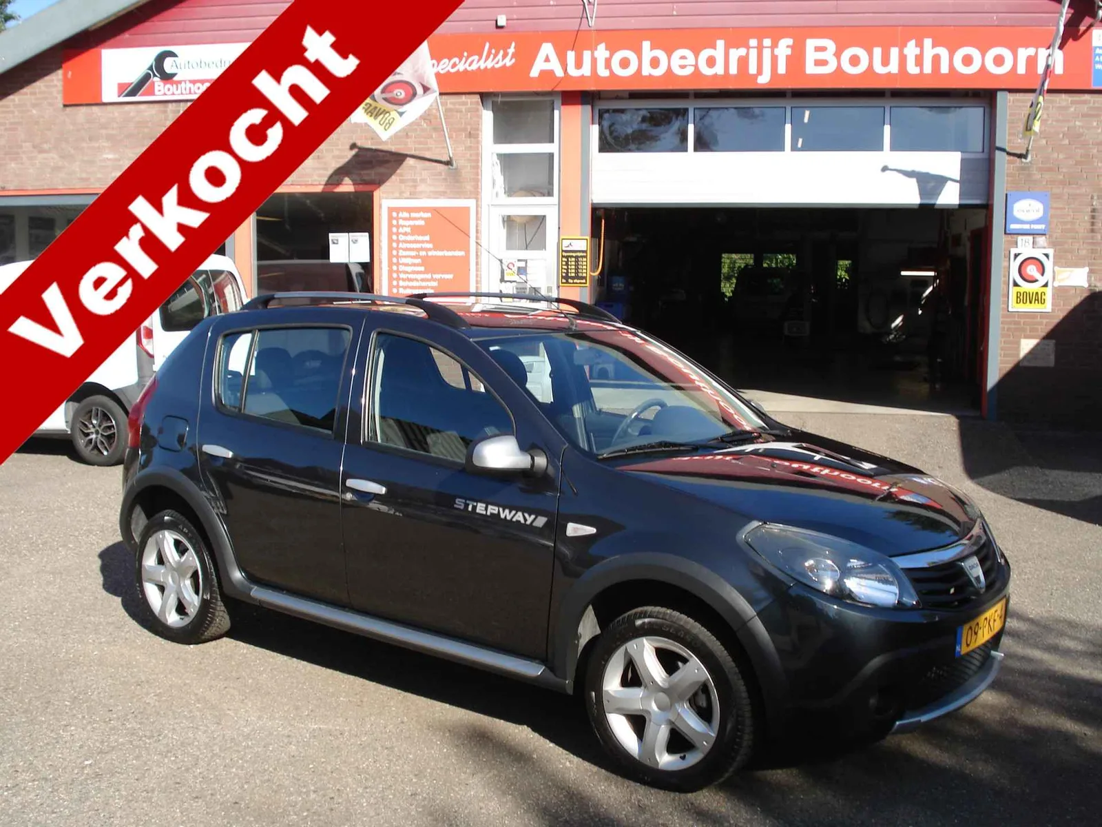 Dacia Sandero (2011) — foto 1