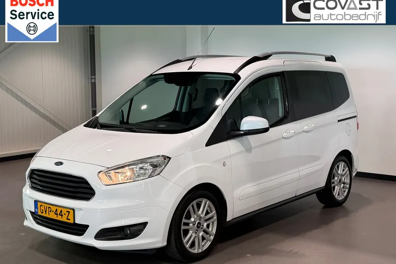 Ford Tourneo Courier (2017)