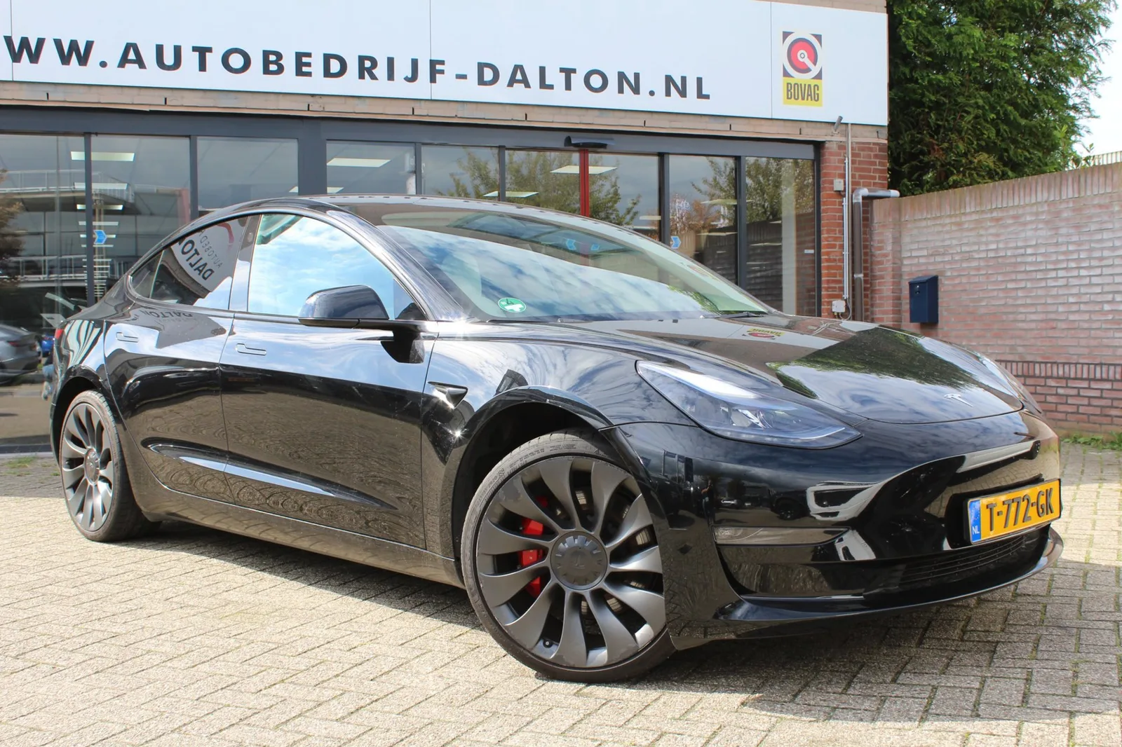 Tesla Model 3 (2023) — foto 1