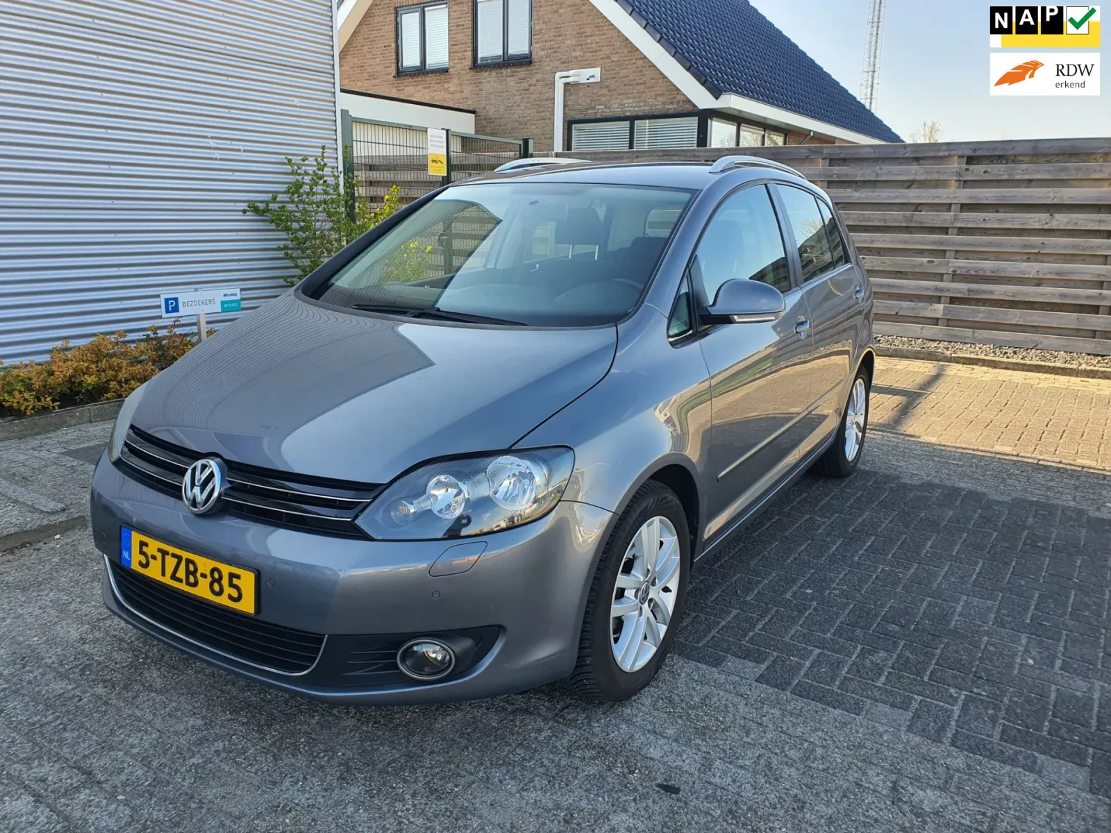 Volkswagen Golf Plus (2009) — foto 1