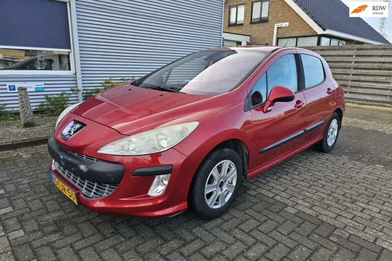 Peugeot 308 (2008)