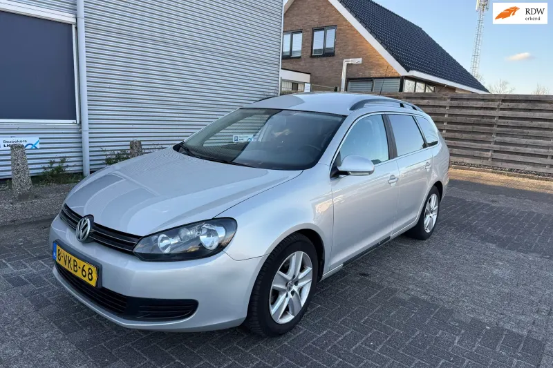 Volkswagen Golf (2010)