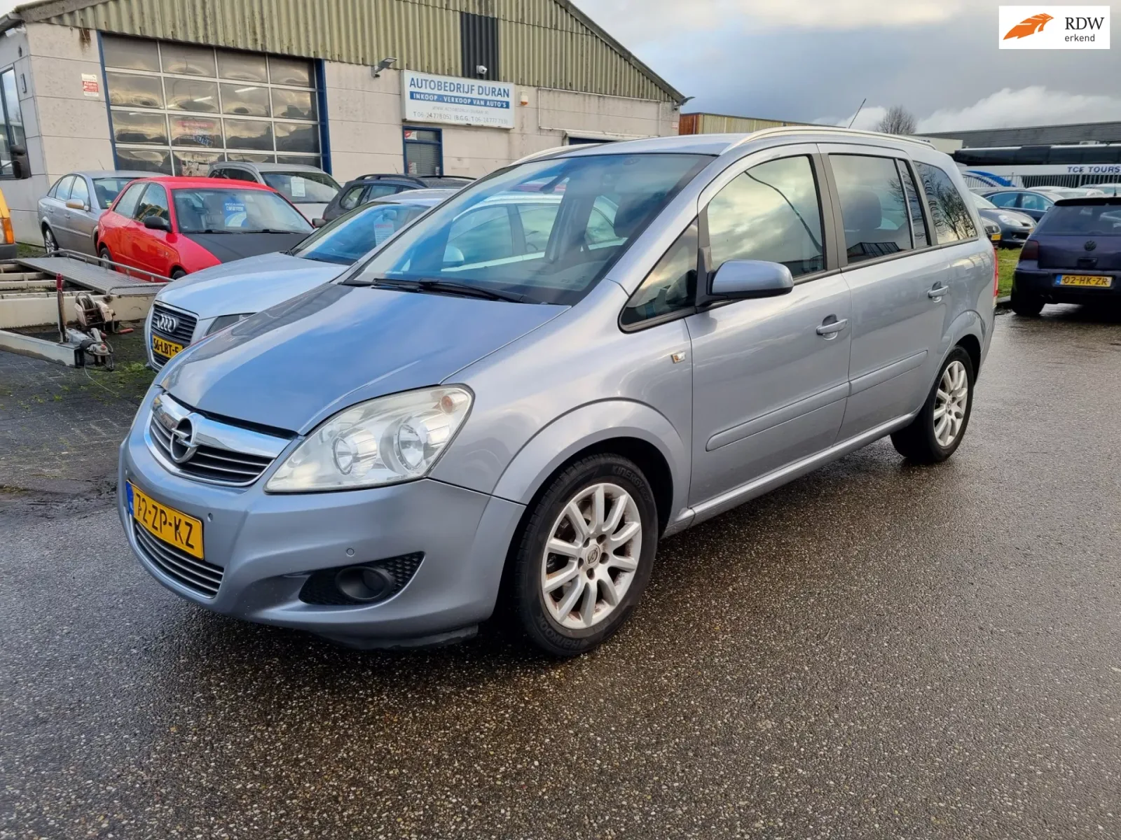 Opel Zafira (2008) — foto 1