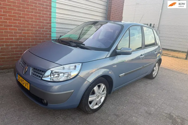 Renault Scénic (2005)