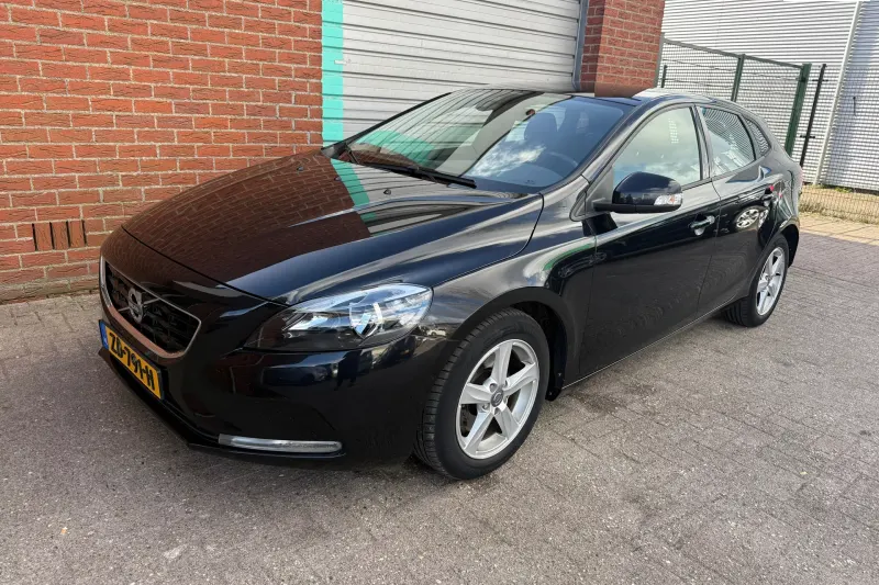 Volvo V40 (2013)
