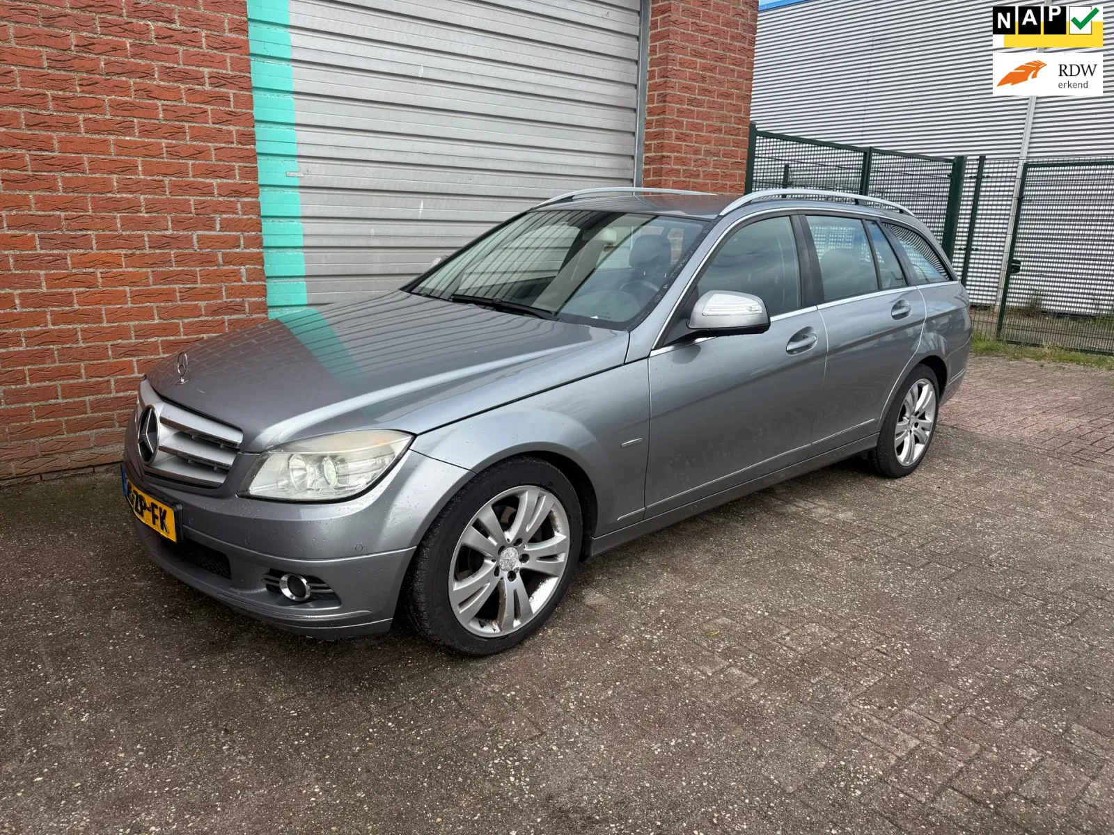 Mercedes-Benz C-Klasse (2008) — foto 1