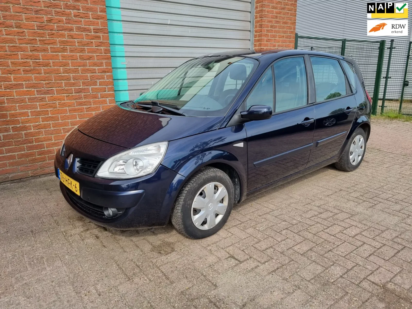 Renault Scénic (2008) — foto 1