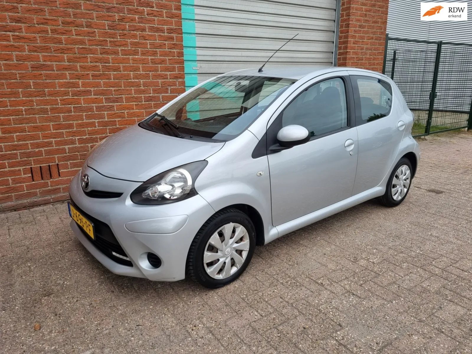 Toyota Aygo (2013) — foto 1