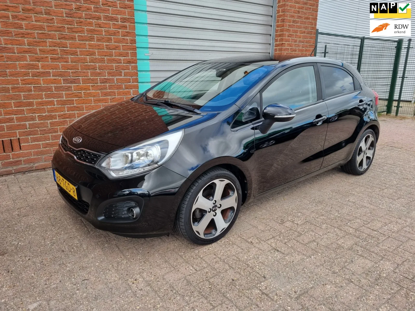 Kia Rio (2012) — foto 1