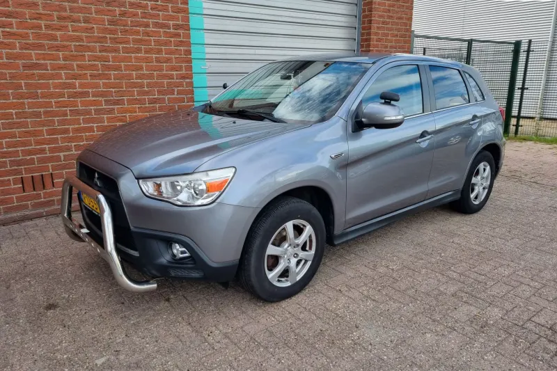Mitsubishi ASX (2012)