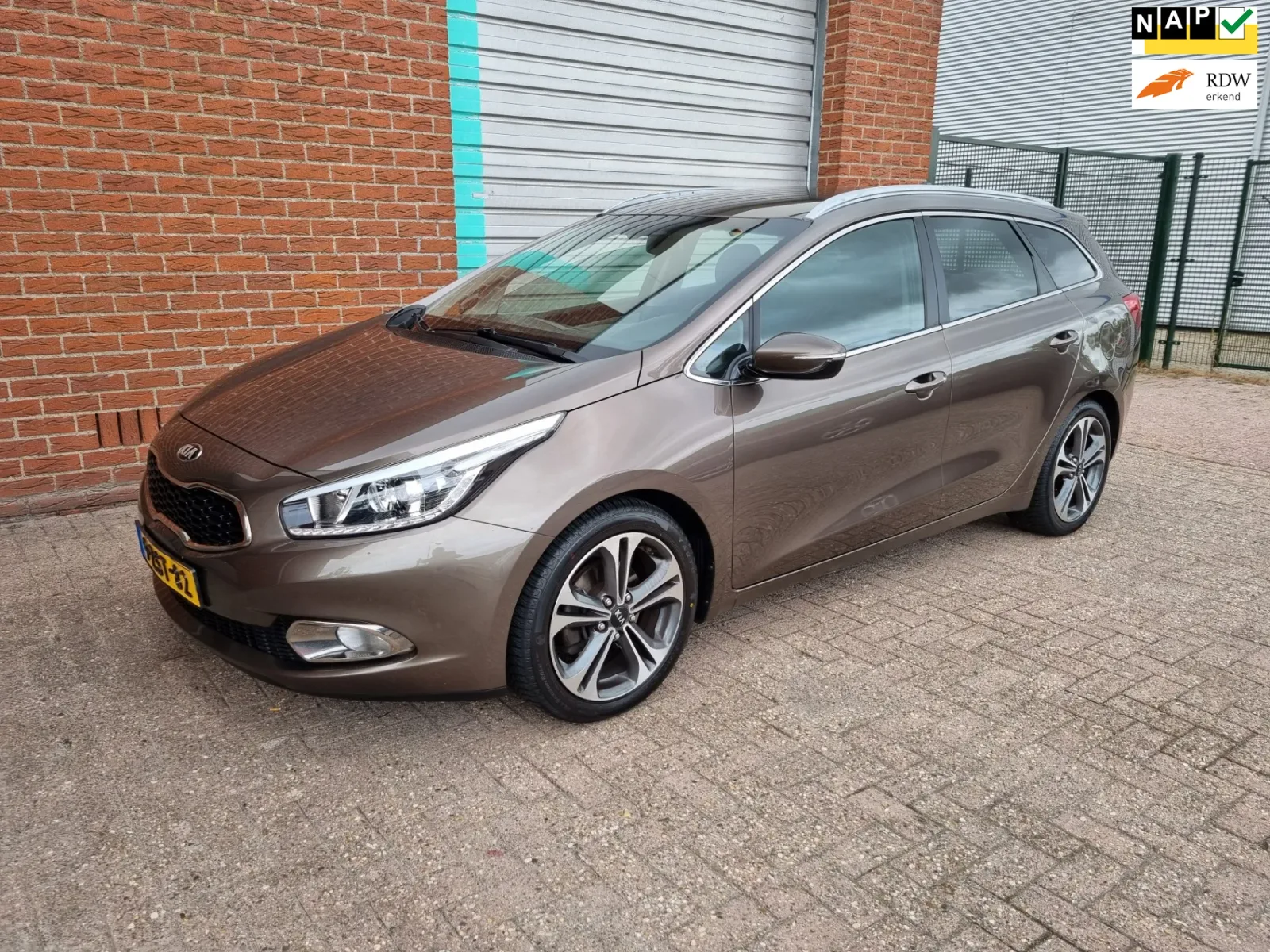 Kia Ceed (2015) — foto 1