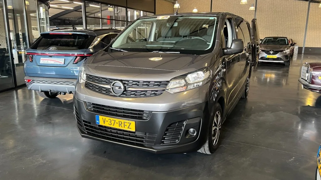 Opel Vivaro (2023) — foto 1