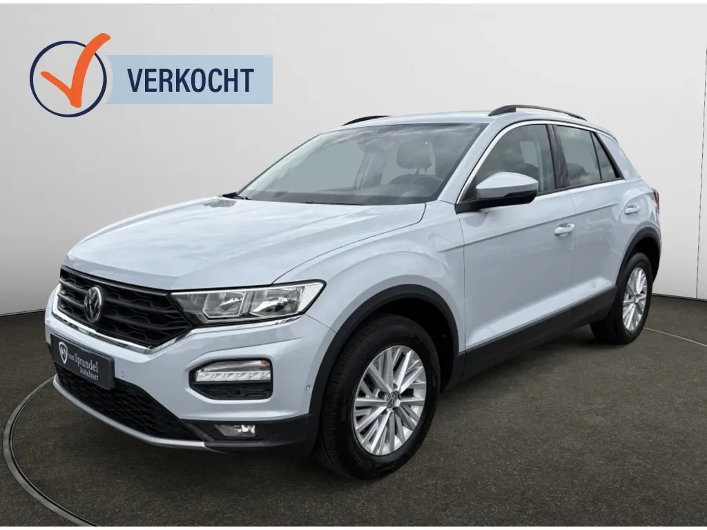 Volkswagen T-Roc (2018) — foto 1