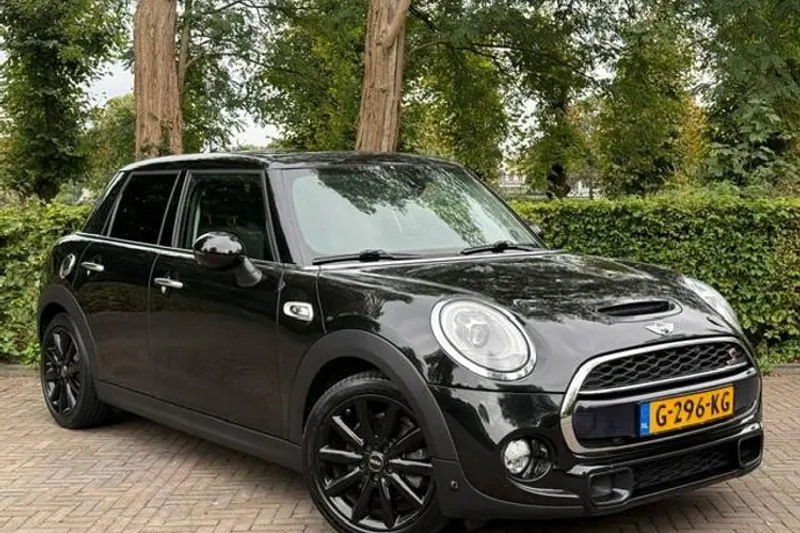 MINI Cooper S (2016)