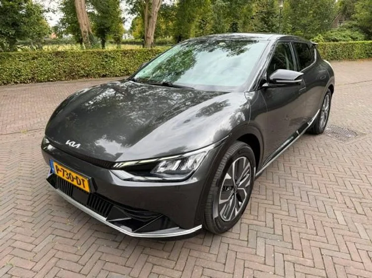 Kia EV6 (2022) — foto 1