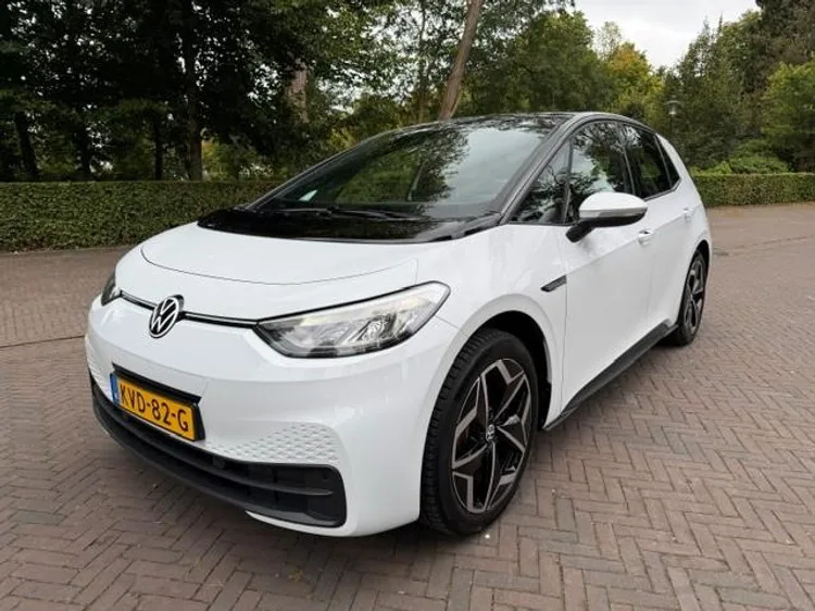 Volkswagen ID.3 (2023) — foto 1