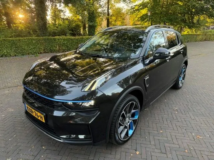 Lynk & Co 01 (2023) — foto 1