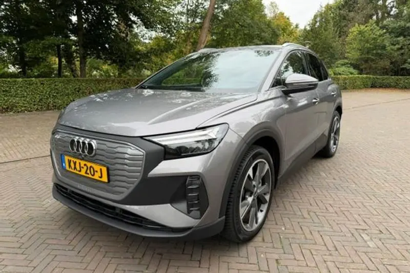 Audi Q4 e-tron (2022)