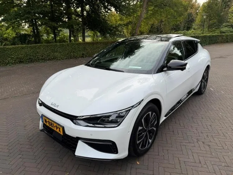 Kia EV6 (2021) — foto 1