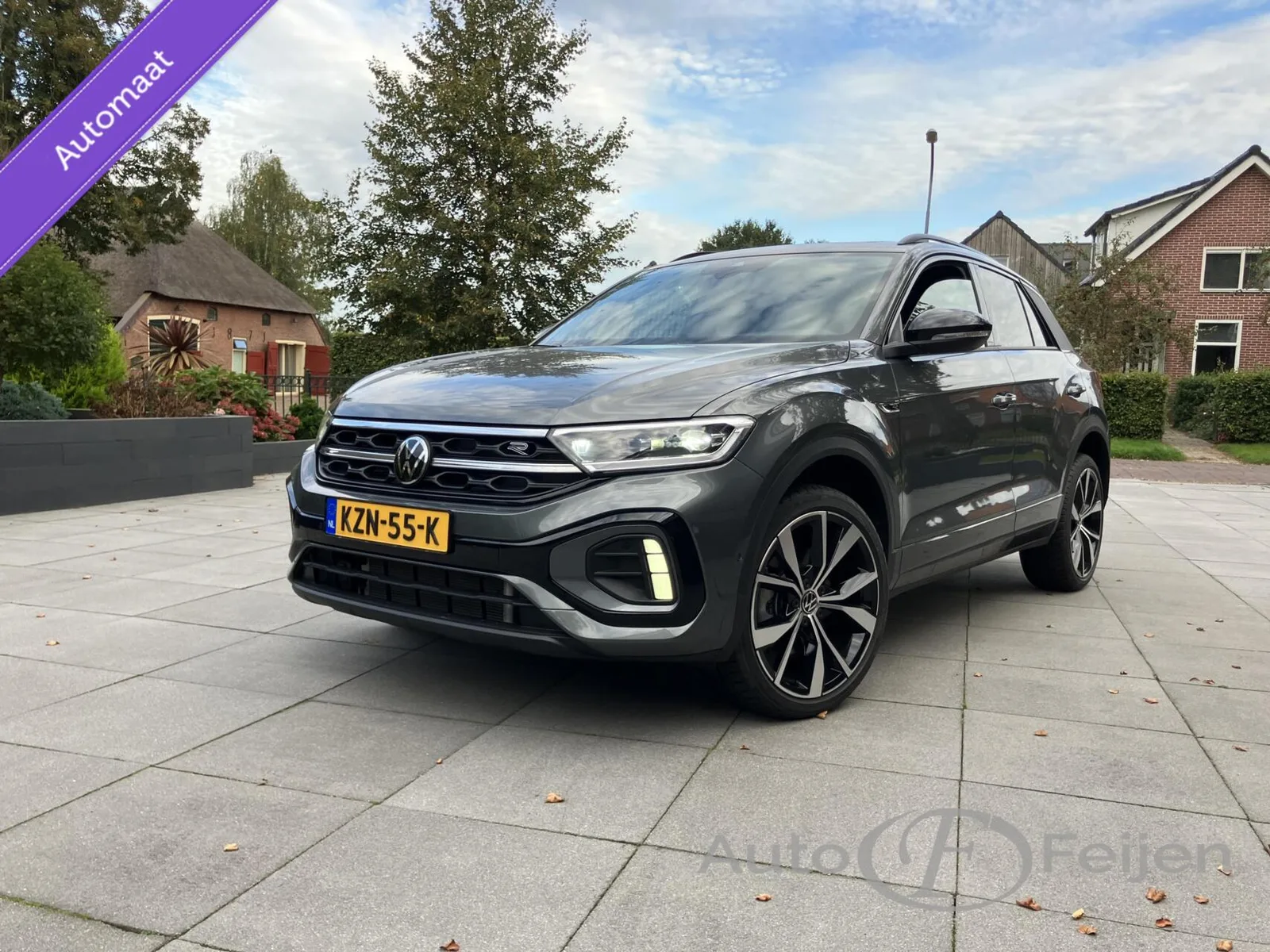 Volkswagen T-Roc (2025) — foto 1