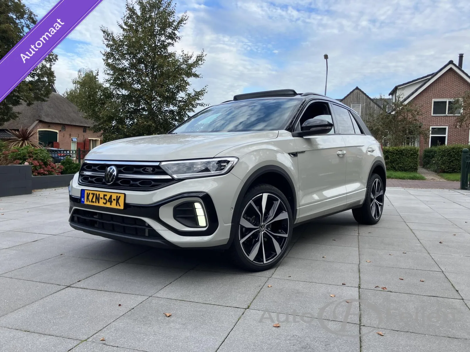 Volkswagen T-Roc (2025) — foto 1
