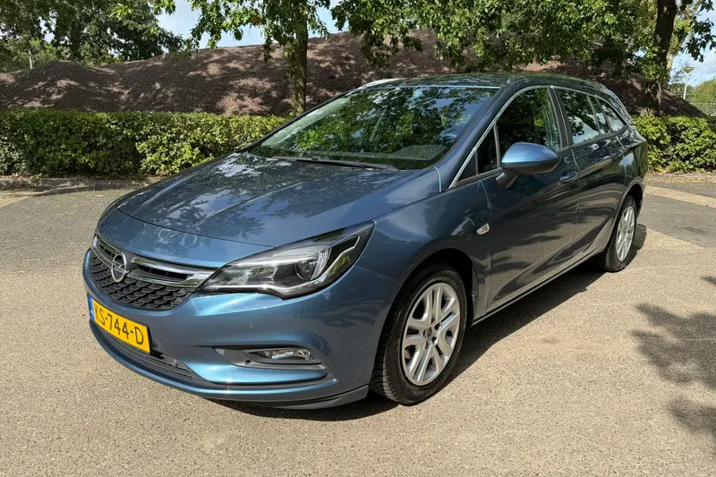 Opel Astra (2016)