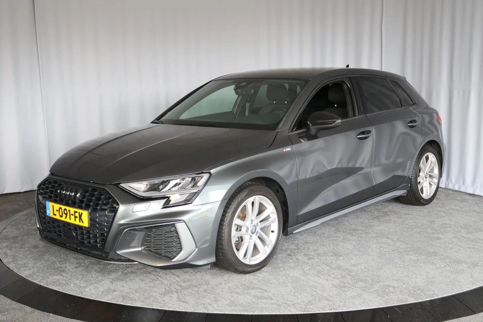 Audi A3 (2020) — foto 1