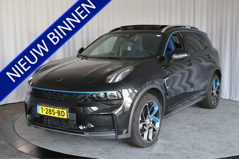 Lynk & Co 01 (2023)