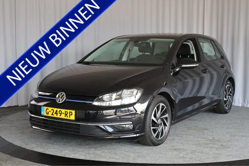 Volkswagen Golf (2018)